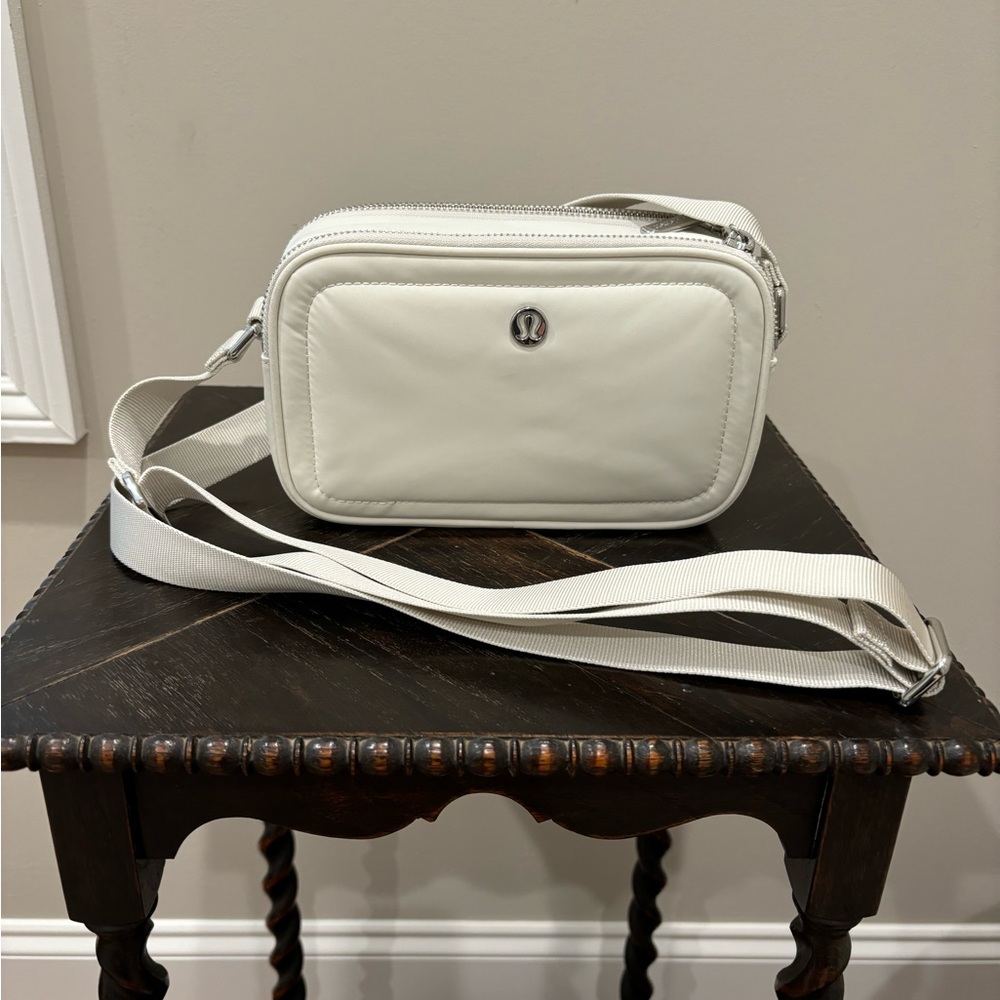 Lululemon Camera bag